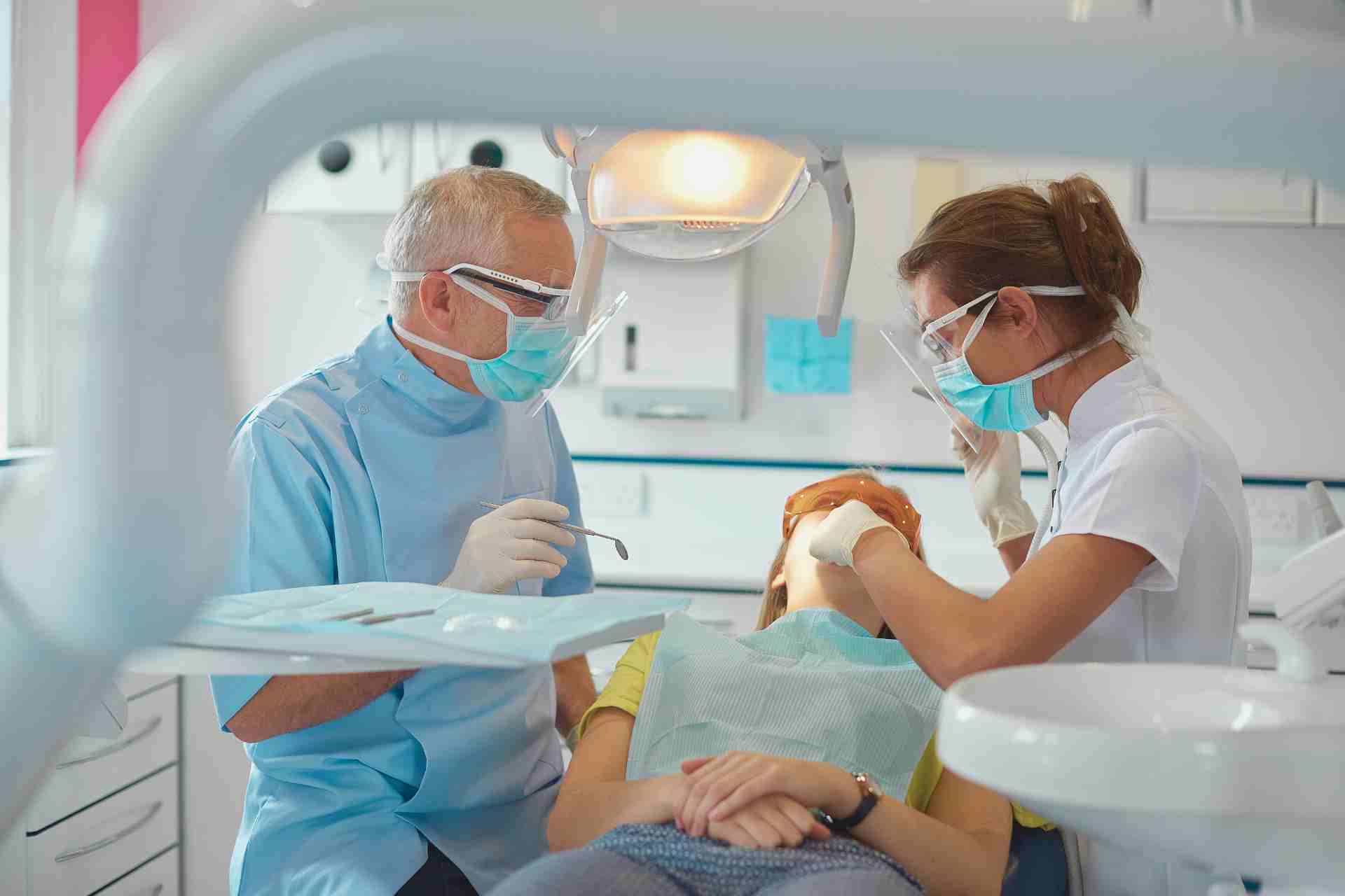 Dentist in Leawood, KS